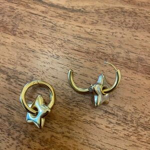 Gold Color Y2K Hoop Earrings ⚜️